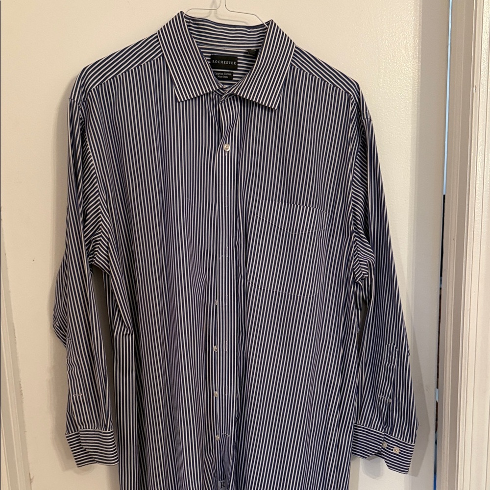 Men’s blue/striped button down shirt